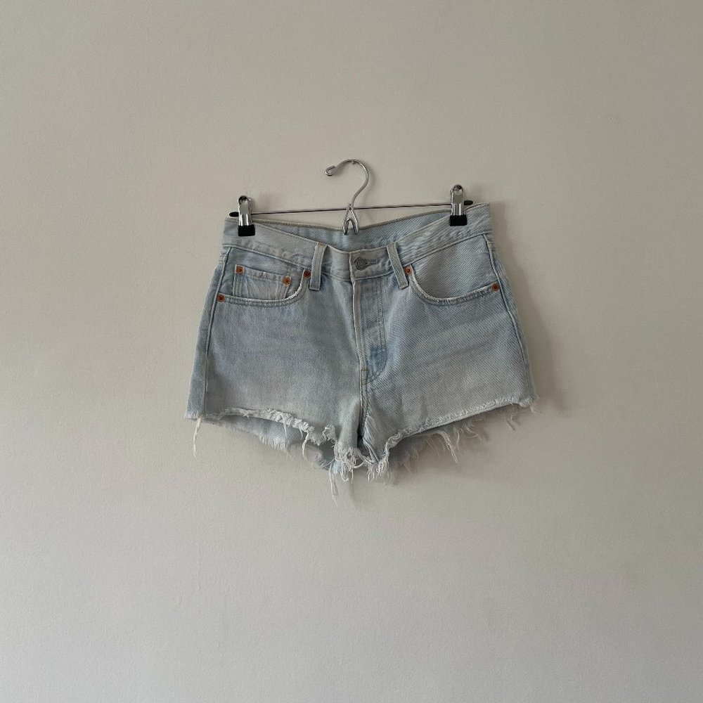 Barely-worn Levi's 501 Shorts